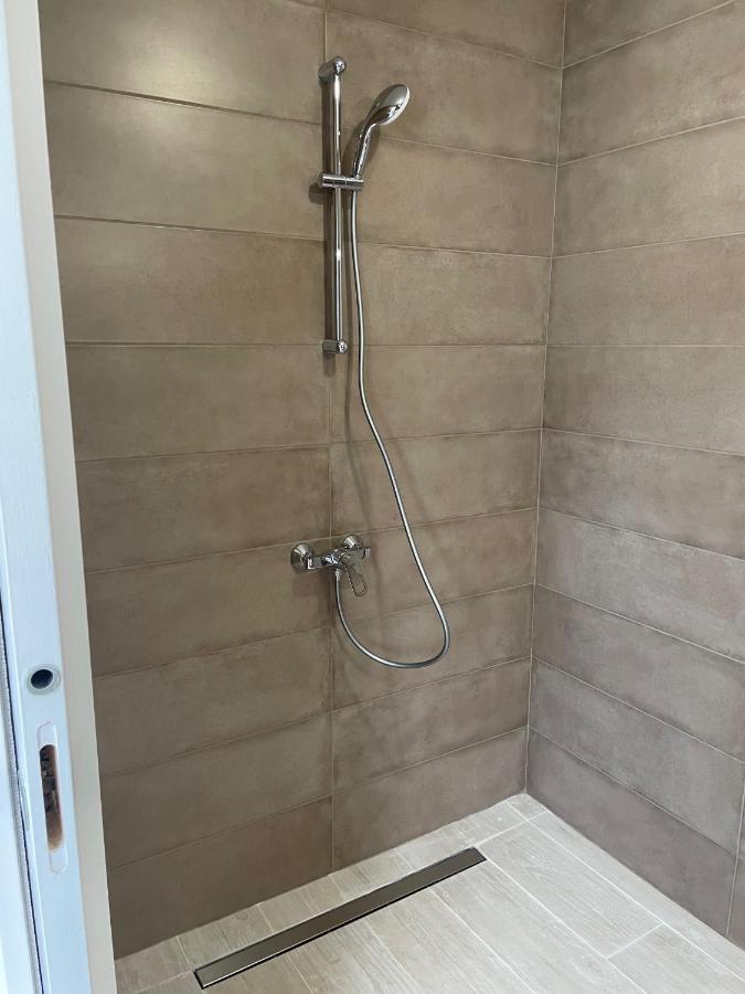 Maison Fleurs De Lys, Climatisee, Wifi Et Parking Privee Gratuit, Lave-Linge, Vernon Giverny Vernon (Eure) Exterior foto